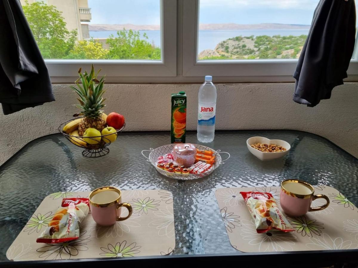Apartmani 'Cvit' Karlobag Extérieur photo
